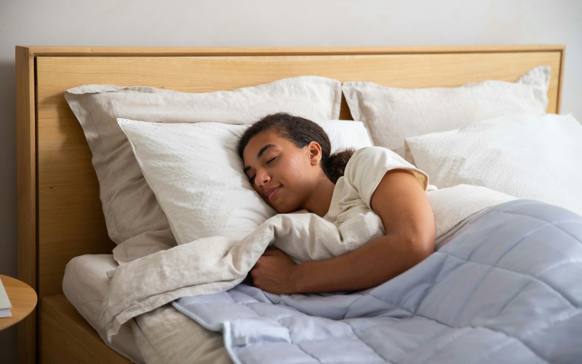 Discover the Benefits of Using a Sleep Mask